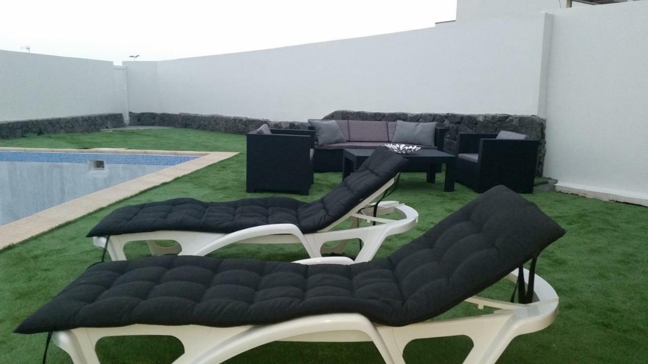 Villaantonia Private Huge Heated Pool And Super Fast Wifi Playa Blanca  Exterior photo