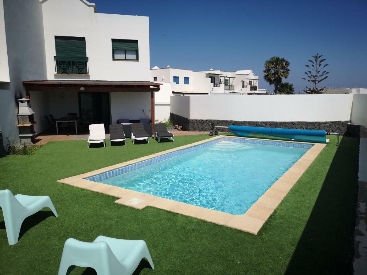 Villaantonia Private Huge Heated Pool And Super Fast Wifi Playa Blanca  Exterior photo